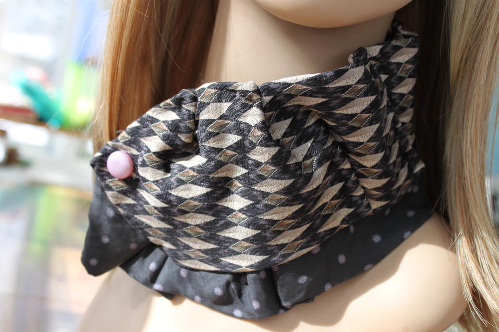 Ruffle Neck by MzSkyLark on DeviantArt