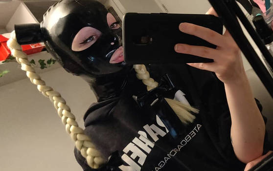 Latex hood 