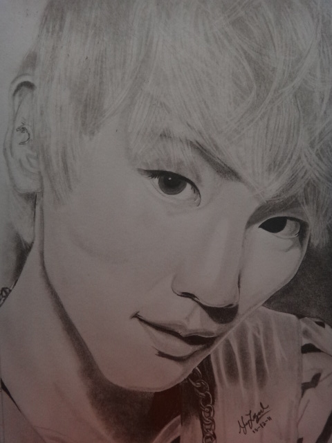 Key Kibum Pencil Draw