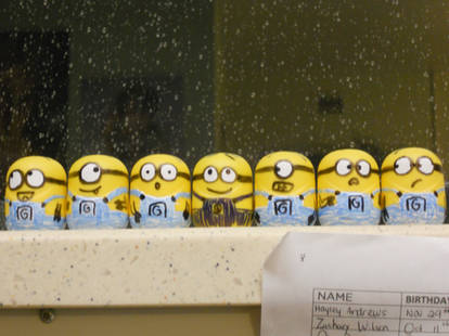 Kinder surprise minions