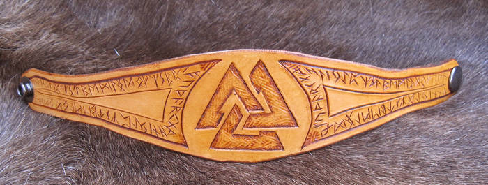 Runic Valknut Bracelet