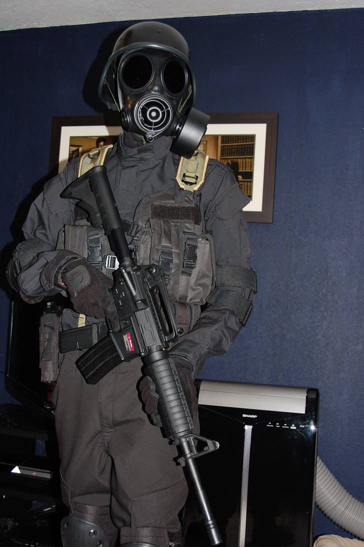 Resident Evil HUNK 04 by MadPianist on DeviantArt