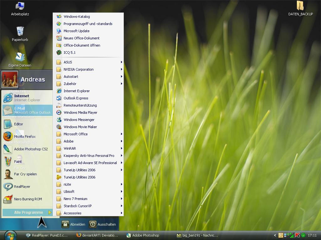 Desktop May 2006 by misteranwa on DeviantArt