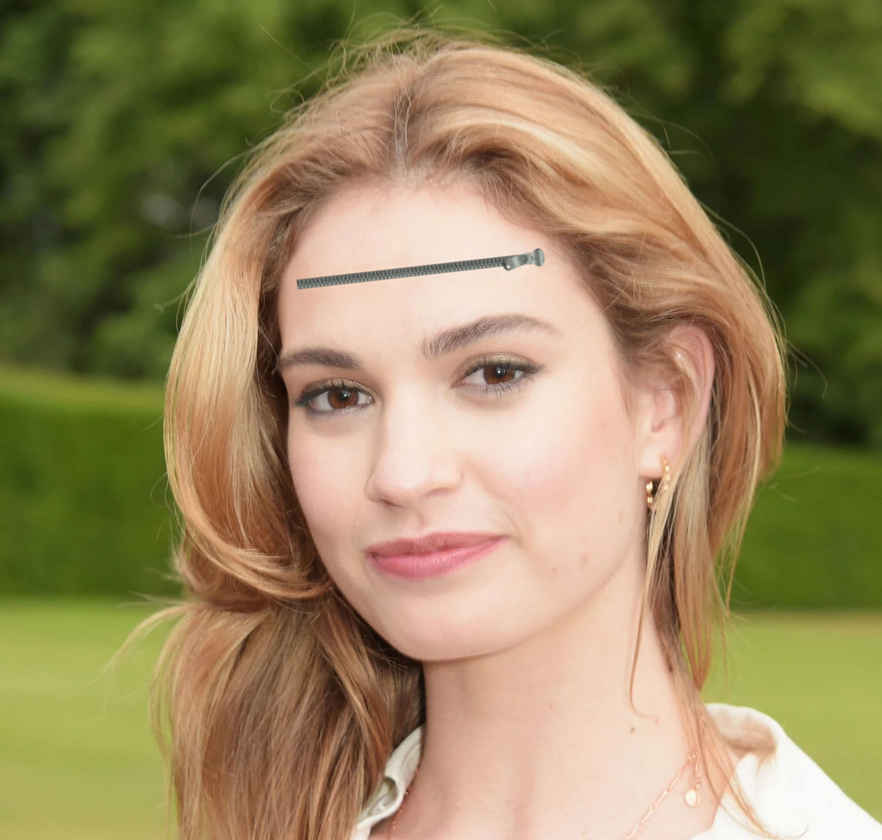 Lily James as a Slitheen's Skinsuit by DoctorKrozenx on DeviantArt