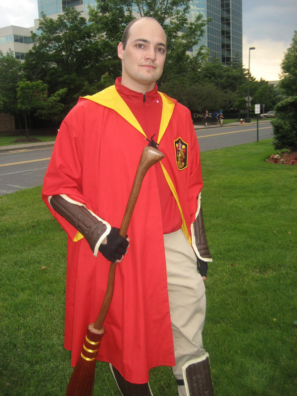 AN 08: Quidditch Player