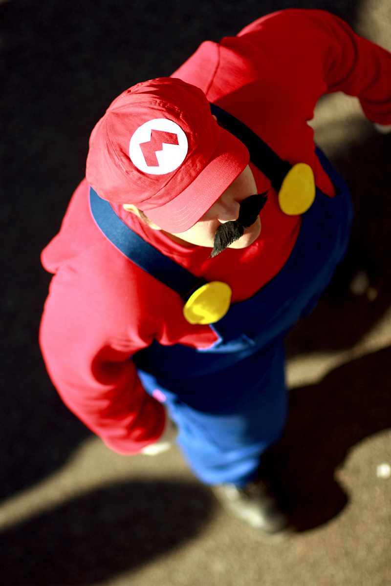 Super Mario on his way