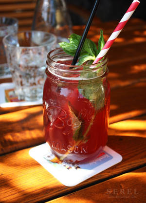 Pomegranate Mint Icetea by serel