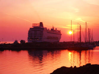 sunset_ship