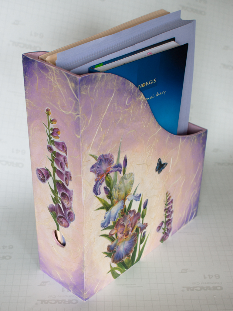 magazine rack Irises