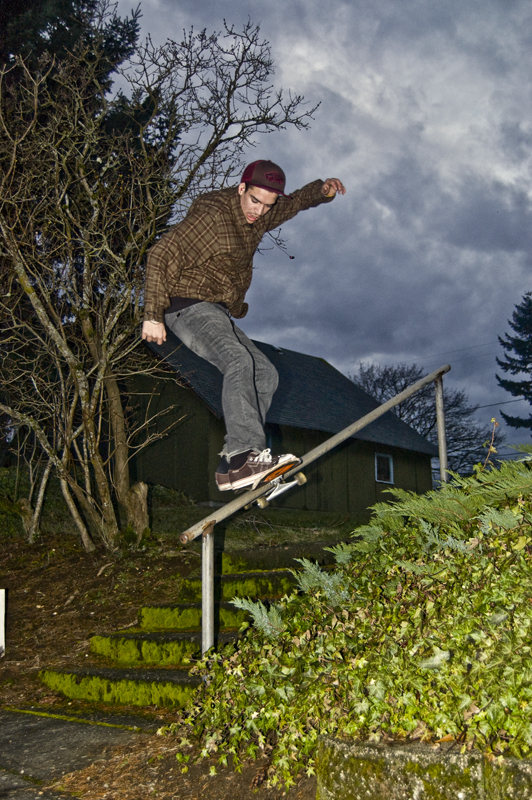 Frontside Boardslide