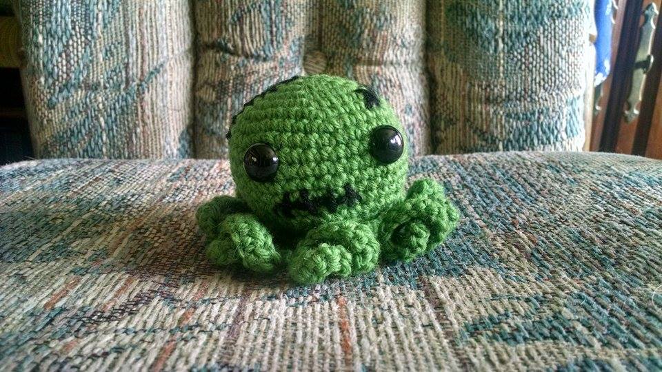 Amigurumi Crochet Zombie Halloween Octopus