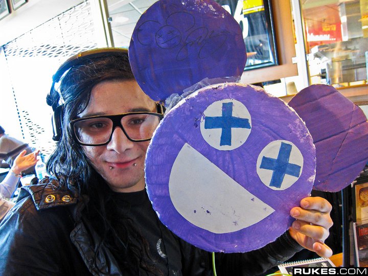 Sonny and a gift of Deadmau5