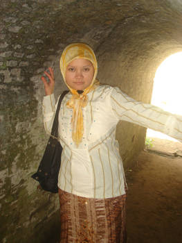 Benteng Pendem Girl