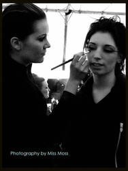 Make up Artist Moona