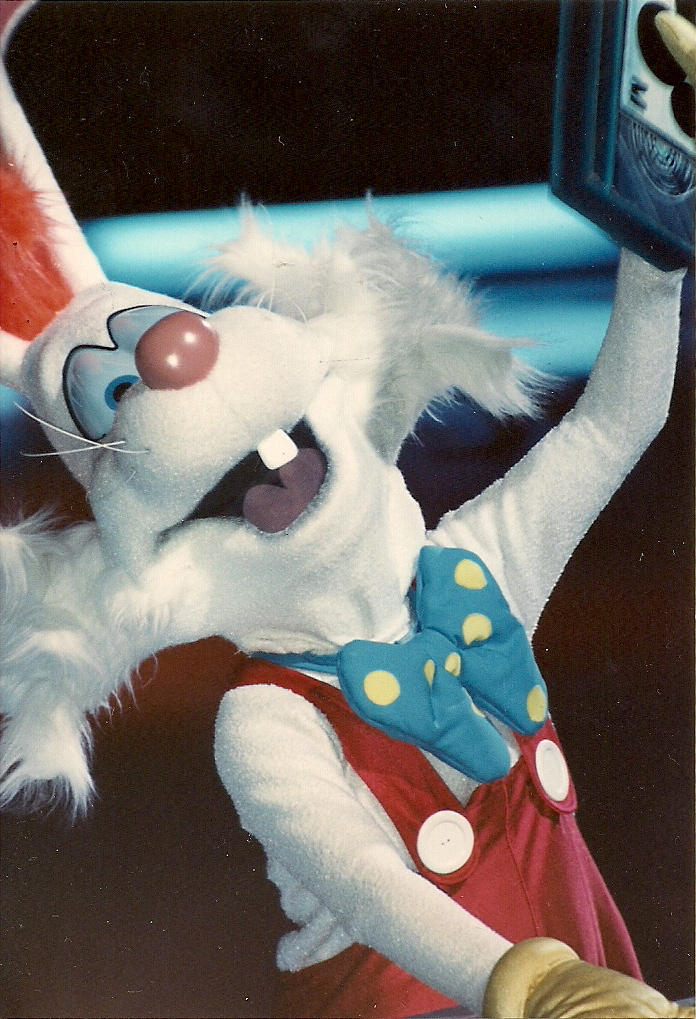 Roger Rabbit LIVE by jlamay on DeviantArt
