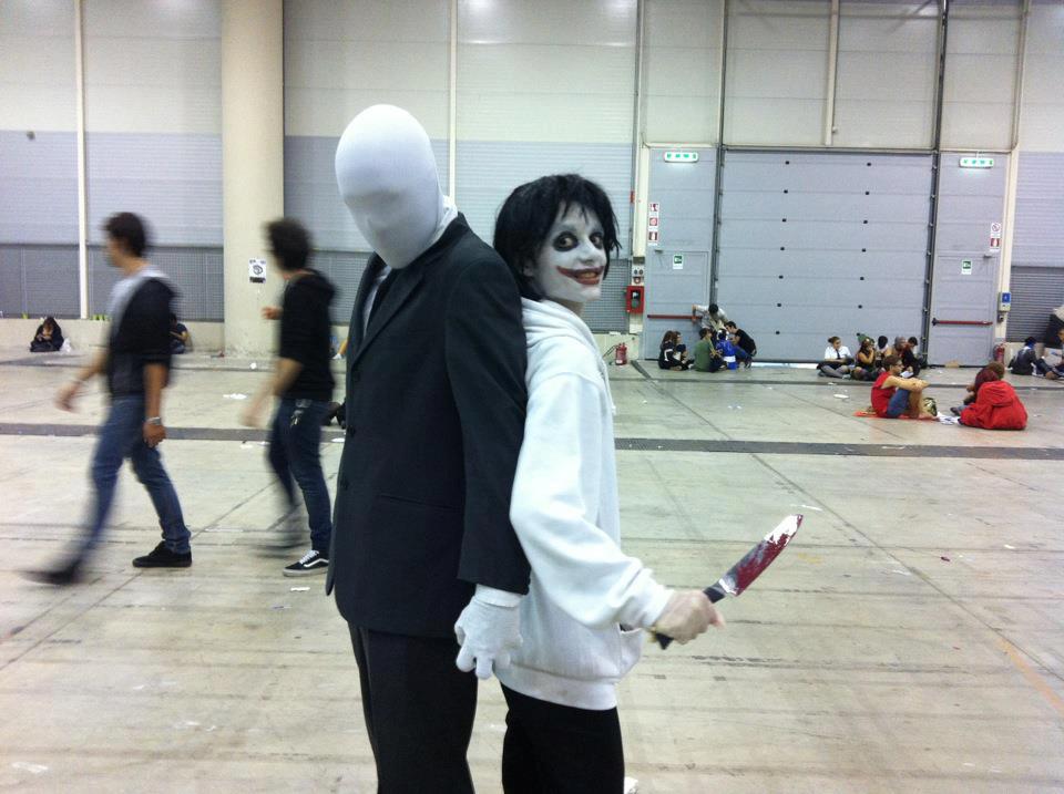 Slenderman and Jeff the killer's Cosplays