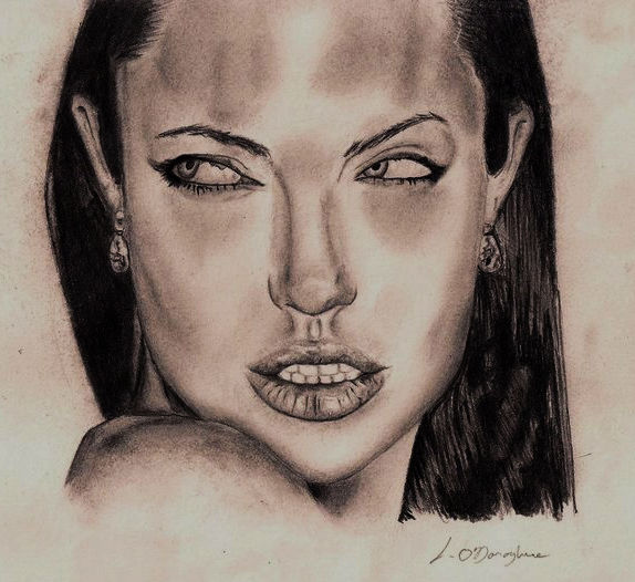 Angelina Jolie AJ
