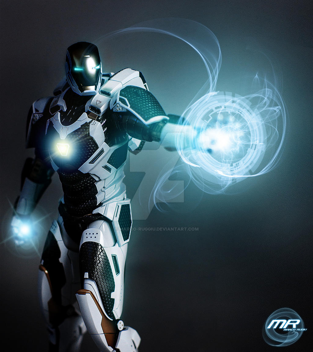 25 06 17 action figure di iron man