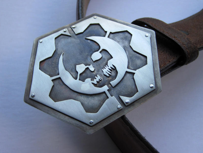 Gears of War Split COG Belt Buckle