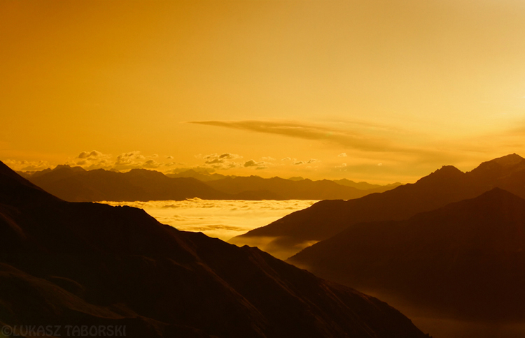 awakening by photo-earth