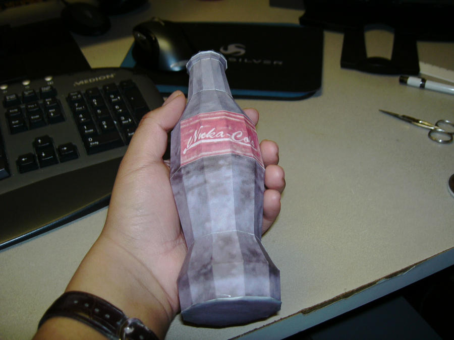 Papercraft Nuka Cola by Esteban1988 on DeviantArt