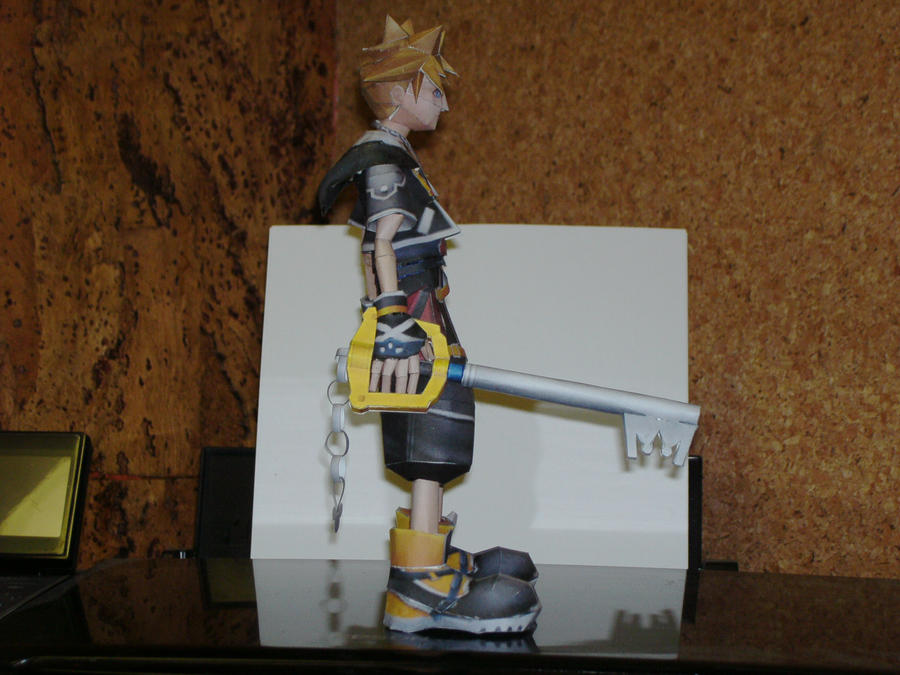 Papercraft Sora KH2 pic.2