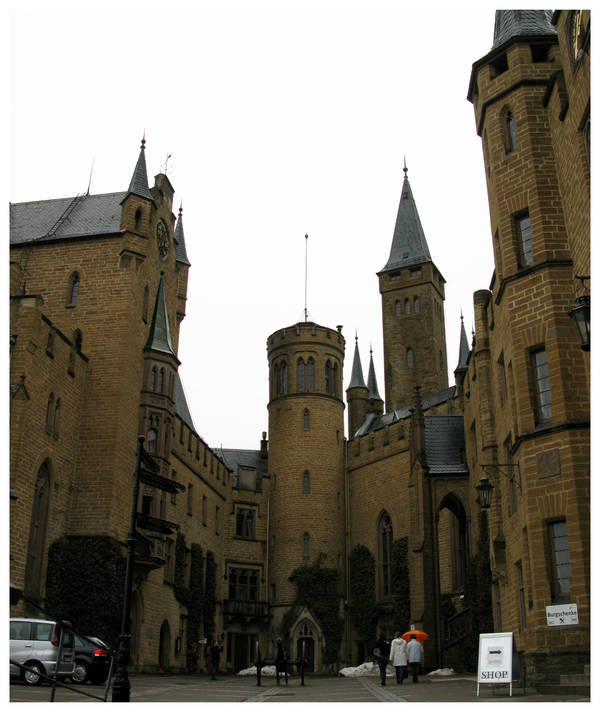 Hohenzollern Castle by kamuidestiny