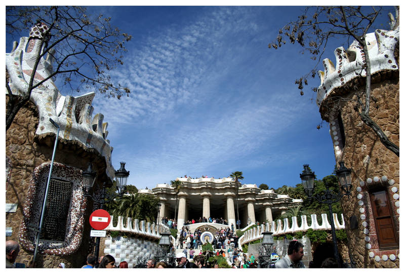 Parque Guell by kamuidestiny