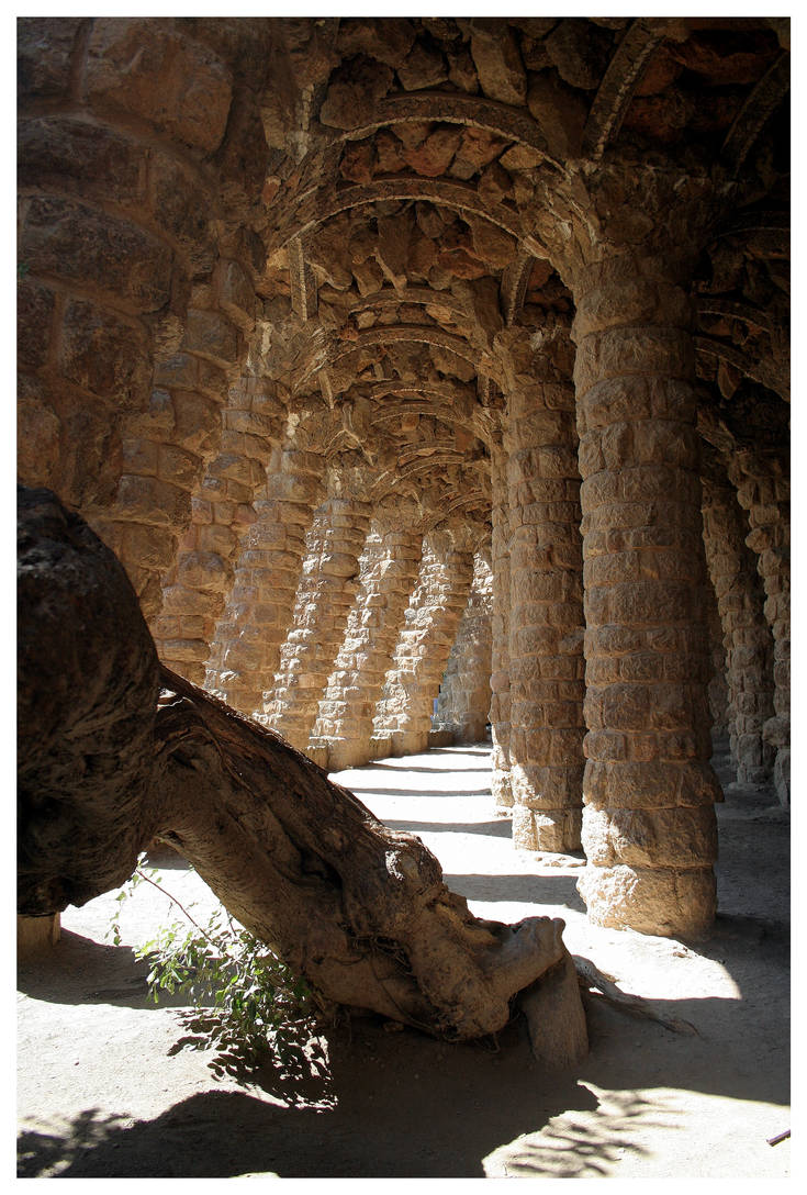 Organic Guell by kamuidestiny