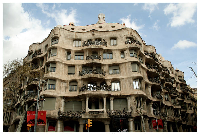 Casa Mila by kamuidestiny