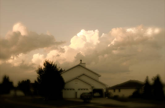 Storm Head a Brewin'