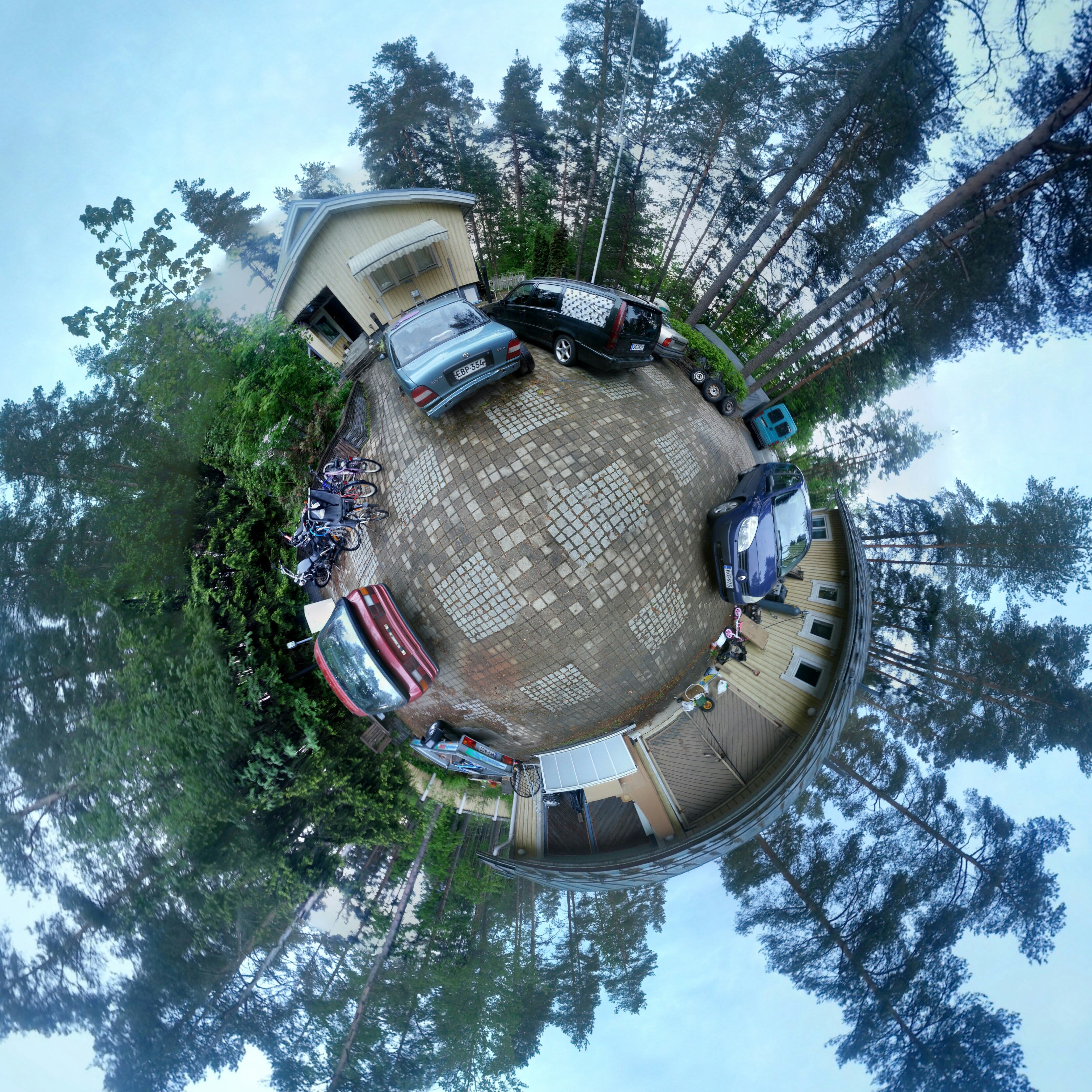 Tinyplanet Pano 20150601 213908