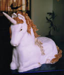 Unicorn Mud Cake Sculptured by elyobkram
