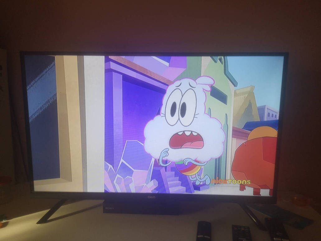 Im watching middlemost post by Weronikamarynczak on DeviantArt