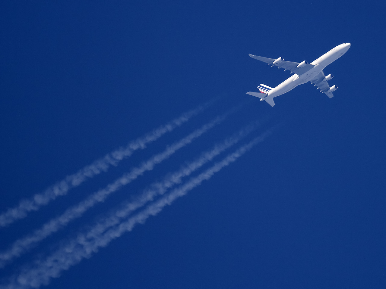 A343 Air France - F-GLZO