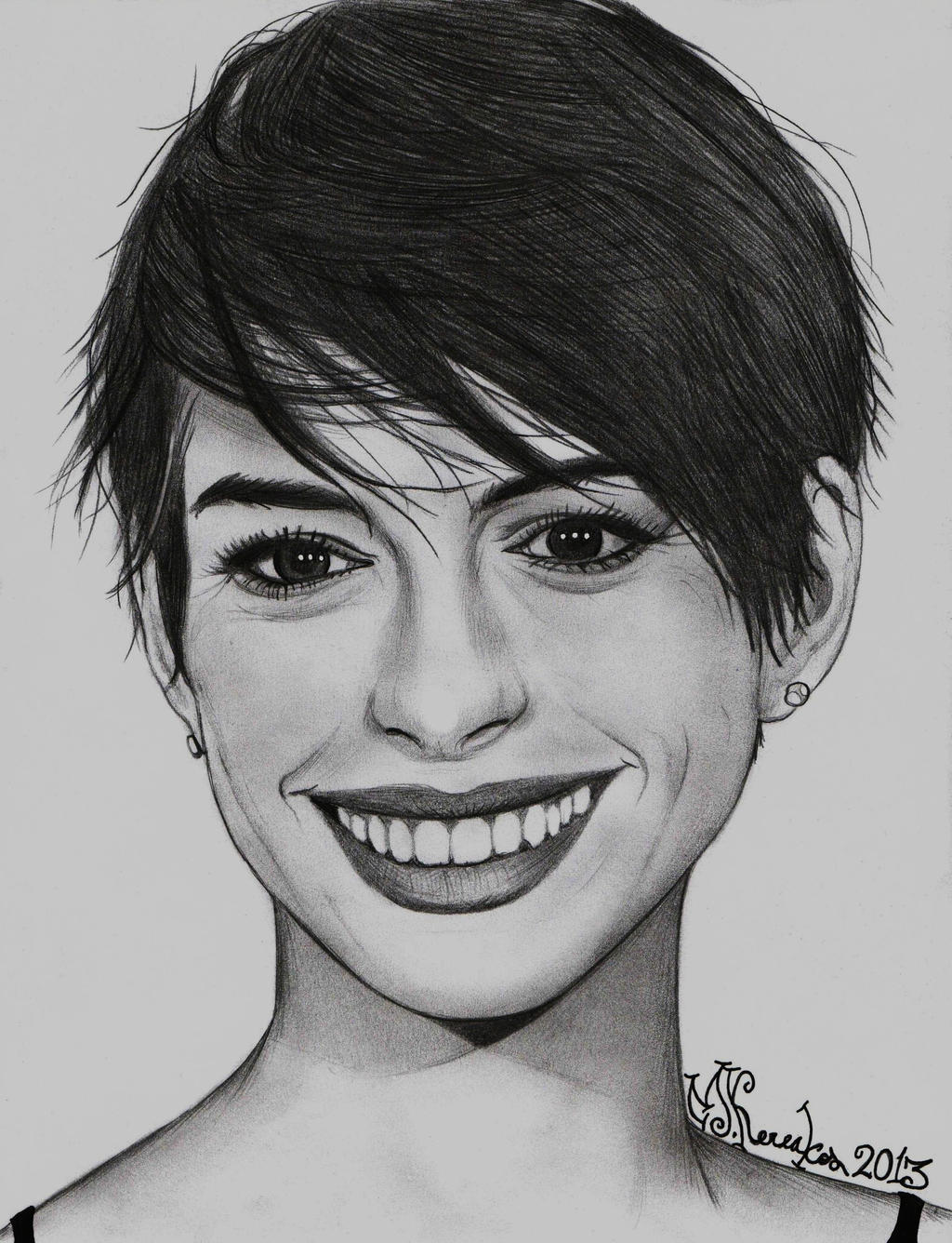 Anne Hathaway with short hair by maestro78 on DeviantArt Anne Hathaway with short hair by maestro78 on DeviantArt