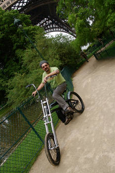 A velo dans paris 2