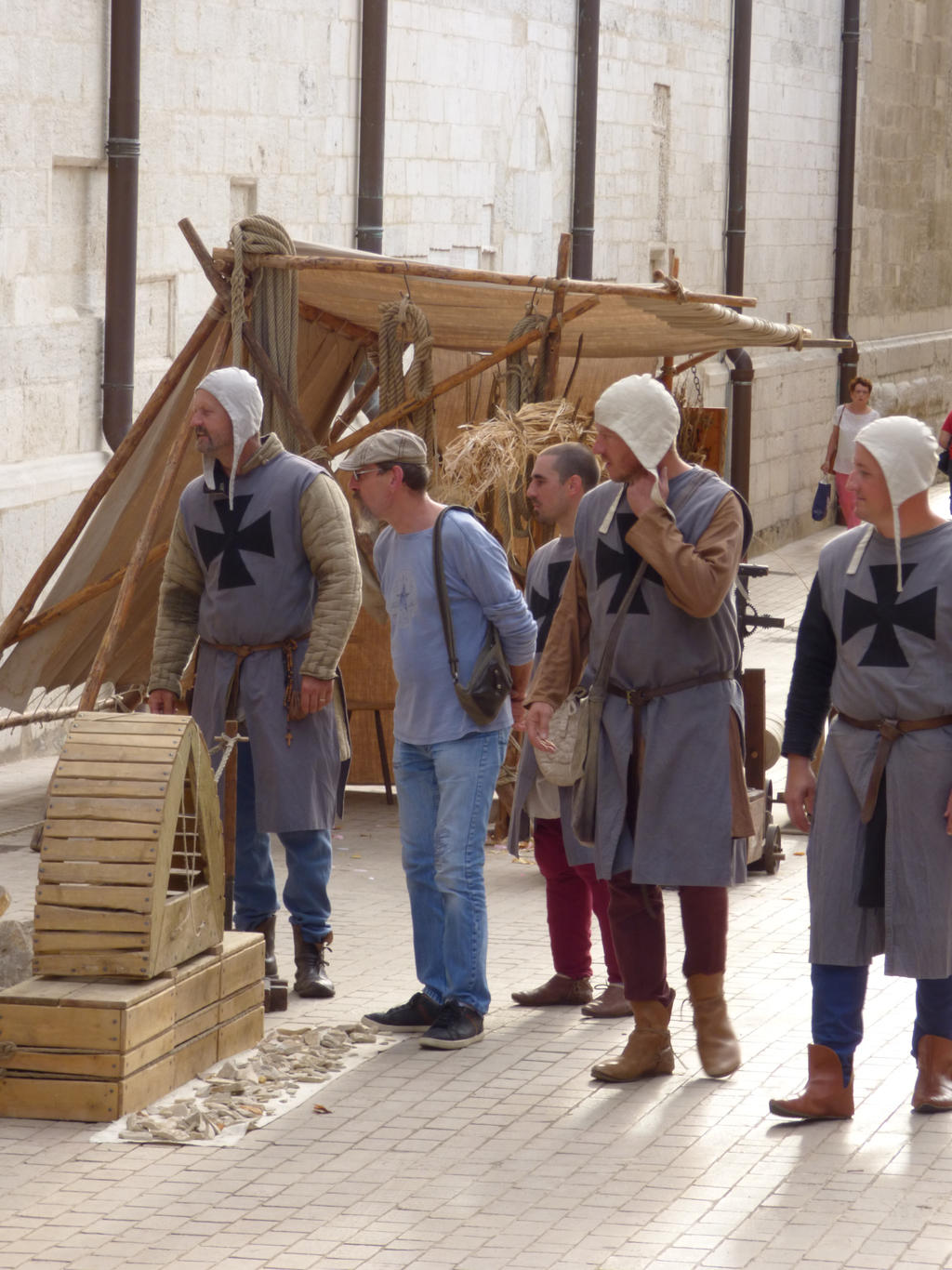 Return in medieval past - Teutonic soldiers