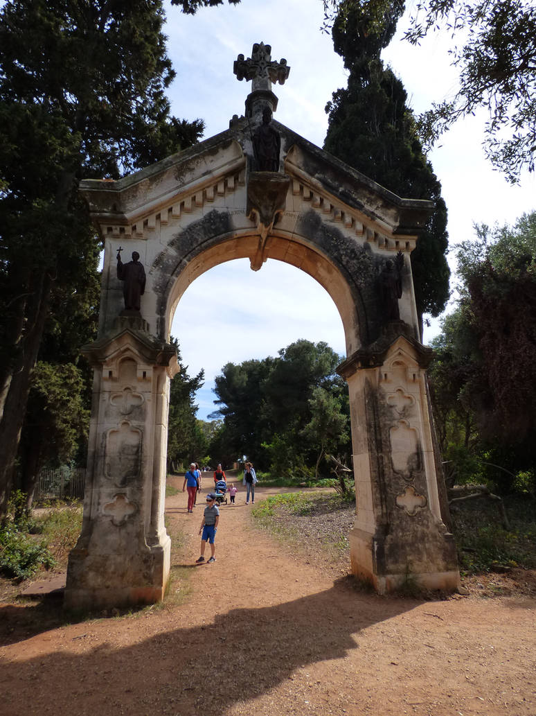 Gate with statues of LERINS Abbey by A1Z2E3R