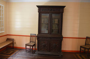 Vintage creol library and chair