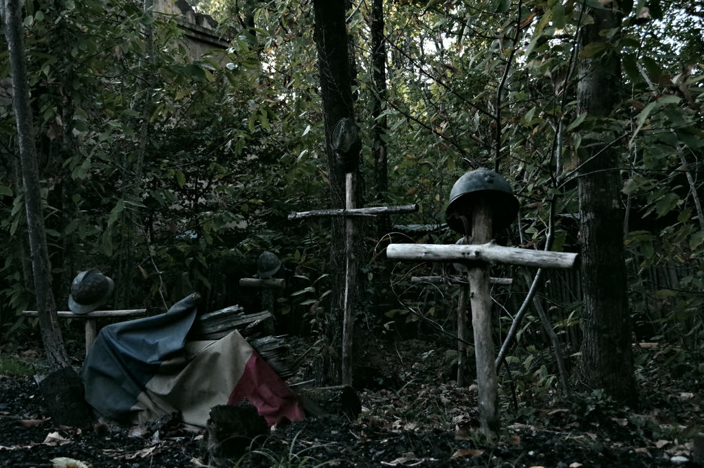 French soldier cemetery of 1rst World War recovery by A1Z2E3R