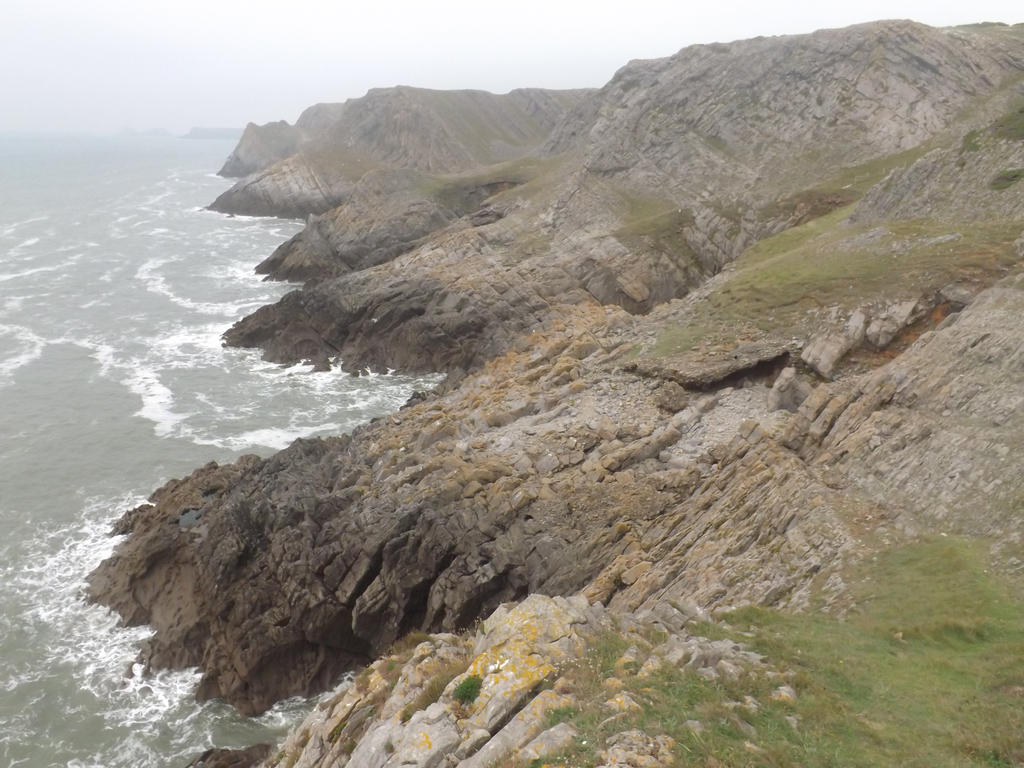 a chain of limestone headlands