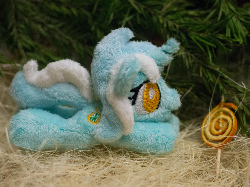 Tiny Lyra Heartstrings plushie 5 inches