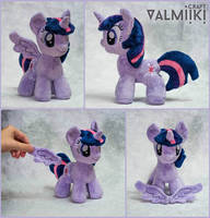 Plushie chibi Twilight Sparkle with magnetic wings