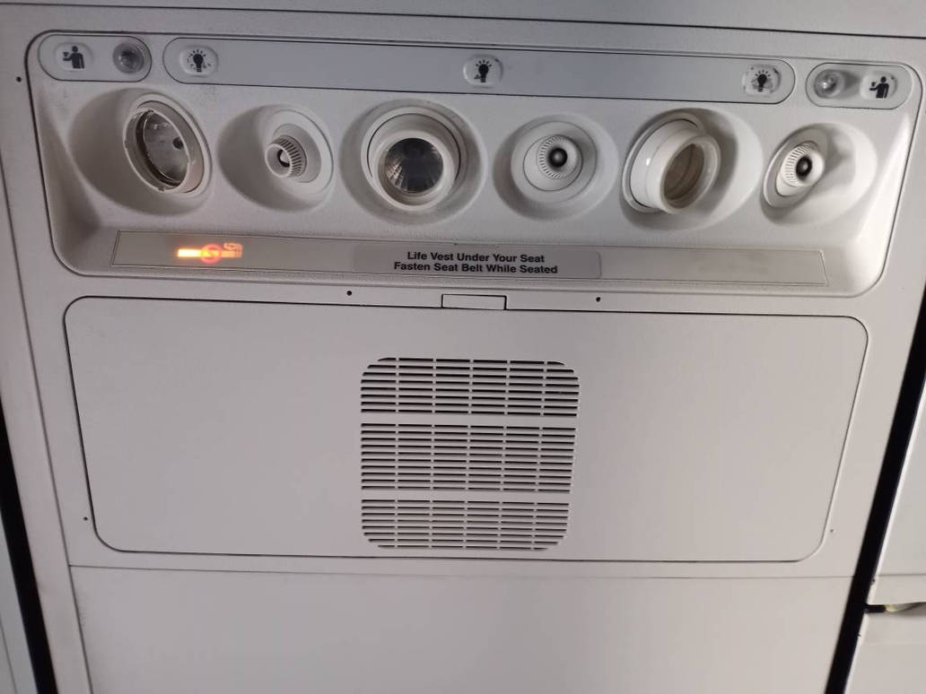 Passanger Service Module Boeing 737 passenger service unit by SouthwestAirPilot on DeviantArt