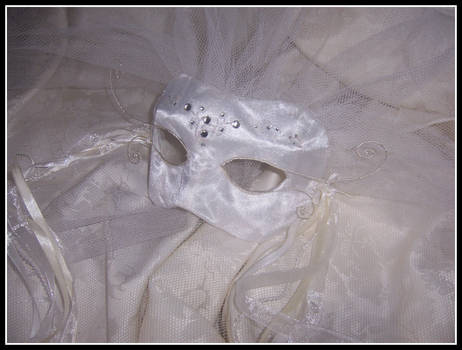 White Bridal Style Mask