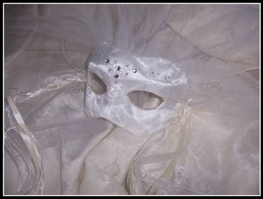 White Bridal Style Mask