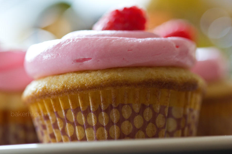 Lemon Raspberry Cupcakes