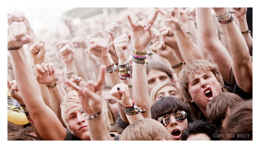 the crowd II by PatrickWally