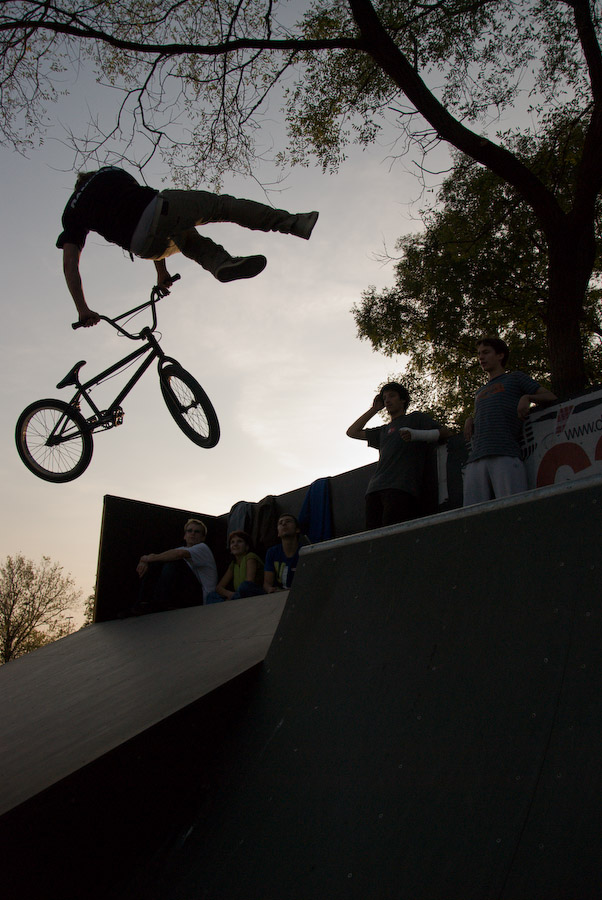 superman tailwhip